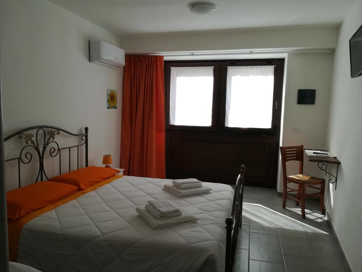 Deiana Bed and Breakfast Santu Lussurgiu Εξωτερικό φωτογραφία