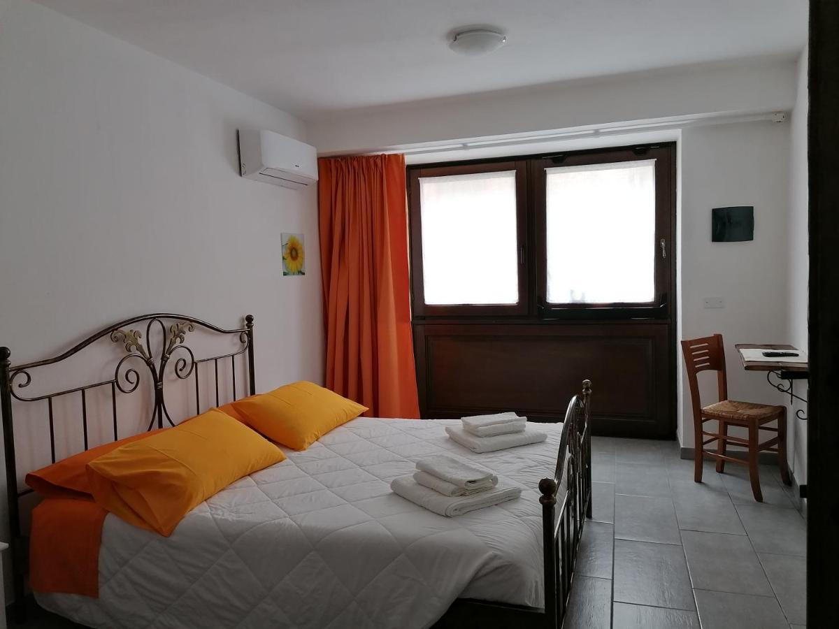 Deiana Bed and Breakfast Santu Lussurgiu Εξωτερικό φωτογραφία